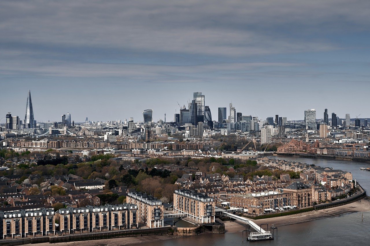 Savills to sell two C1 Serviced Apartment schemes in central London